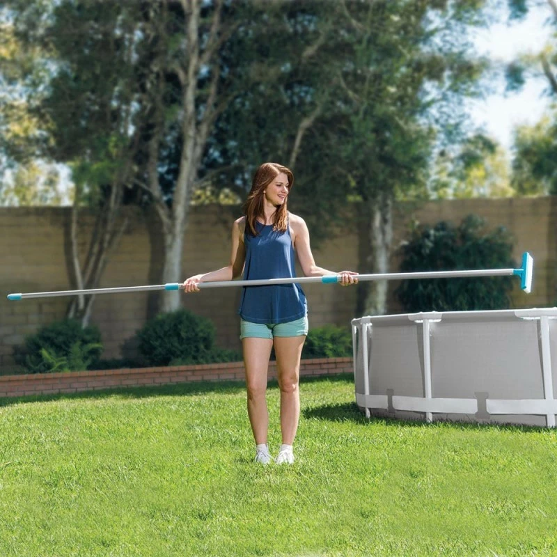 Kit d'entretien piscine luxe Vac+ Intex Kit D'entretien Piscine Luxe Vac+ Intex -Ledepot-bailleul Soldes Magasin kit d entretien piscine luxe intex 4