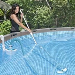 Kit D'entretien Piscine Luxe Vac+ Intex 8 Kit D'entretien Piscine Luxe Vac+ Intex -Ledepot-bailleul Soldes Magasin kit d entretien piscine luxe intex 6