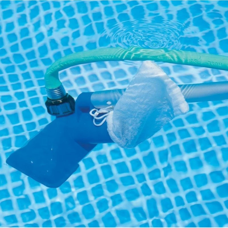 Kit d'entretien de piscines épuisette + balai Intex Kit D'entretien De Piscines épuisette + Balai Intex -Ledepot-bailleul Soldes Magasin kit entretien piscines epuisette balai intex 1